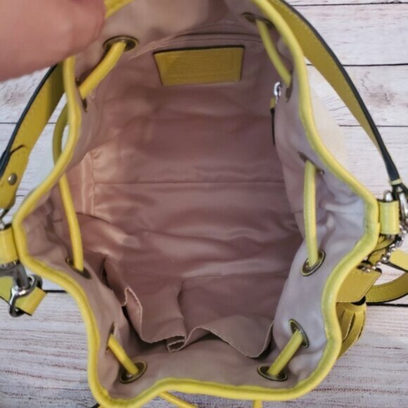 Coach Avery Canvas Drawstring Satchel Bag F28913 - Picture 4 of 15